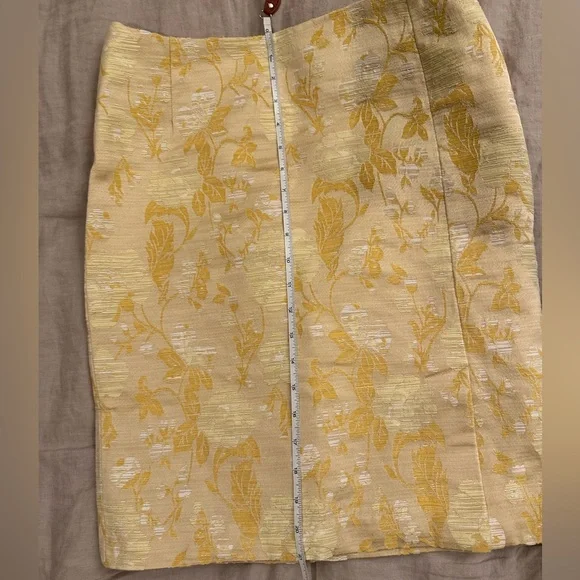 Joe Fresh Yellow and Cream Floral Jacquard Pencil Skirt - Picture 4 of 6